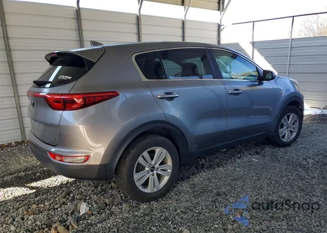 2018 Kia Sportage Lx z USA, uszkodzony, nr VIN KNDPMCAC1J7300796